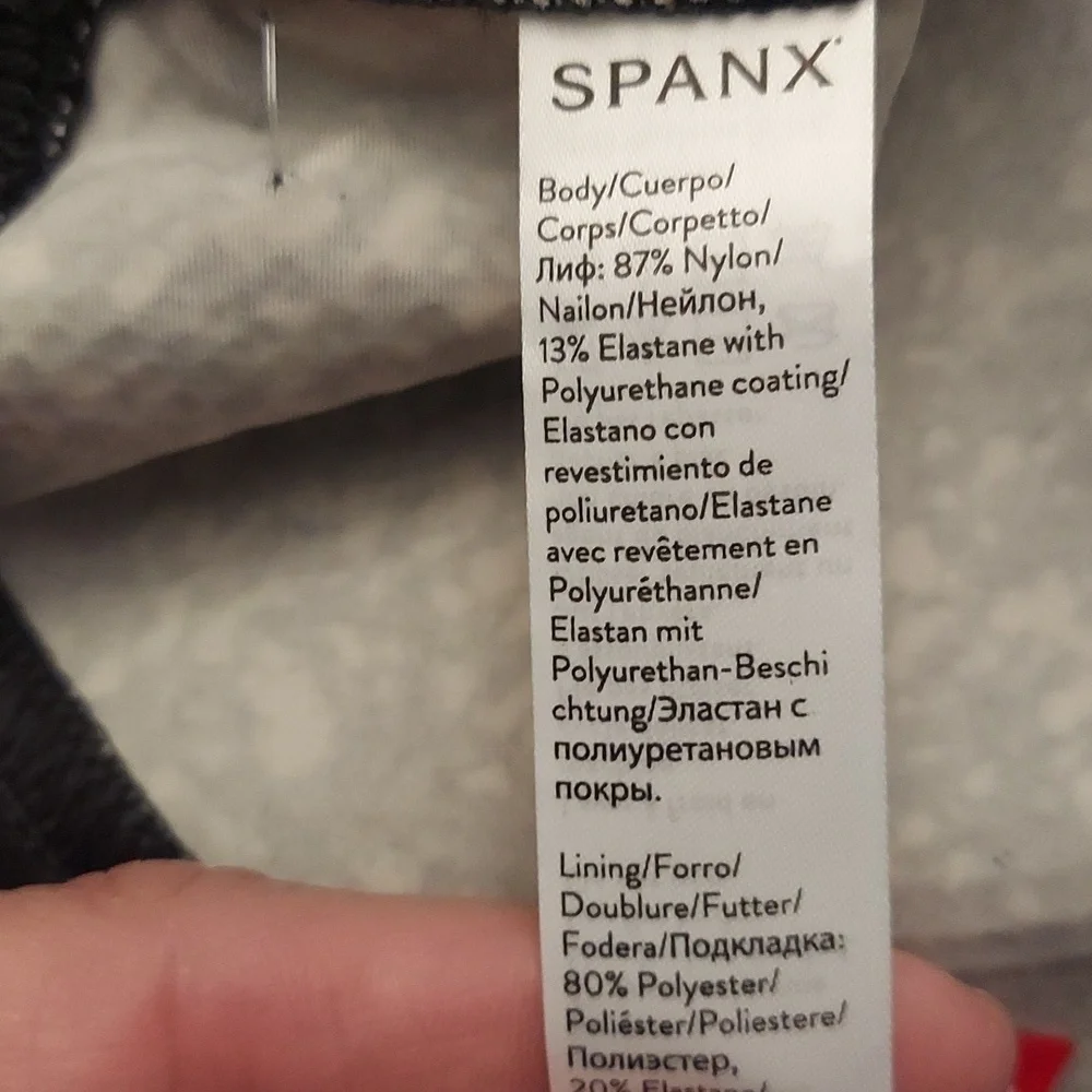 NEW SPANX Snakeskin Print Faux Leather Leggings sz M